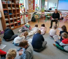 Dzień Głośnego Czytania w szkole i w przedszkolu w Mochnaczce Wyżnej