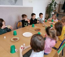 Przedświąteczne spotkanie dla przedszkolaków i DKK w Tyliczu
