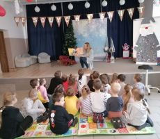 Przedświąteczne spotkanie dla przedszkolaków i DKK w Tyliczu