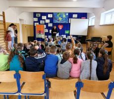 Obchodzimy Światowy Dzień Ziemi w szkole w Polanach